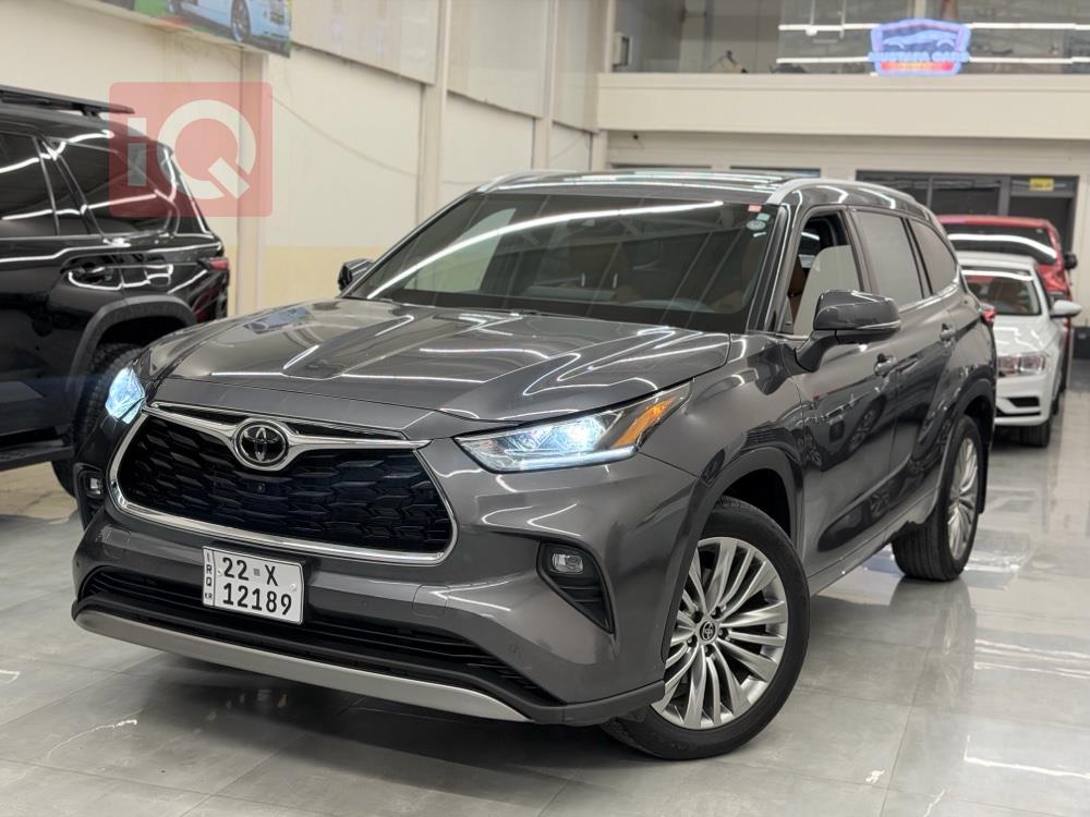 تۆیۆتا هایلاندەر